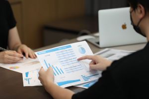 很努力卻還在原地踏步？3個(gè)方法跳出“低水平勤奮(fèn)陷阱”