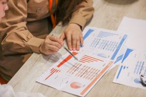 “摩擦性失業”席卷年輕群體，靈活用工或許可以破解