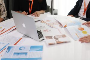 勞務派遣如何塑造勞動(dòng)力市場(chǎng)的靈活性與穩定性