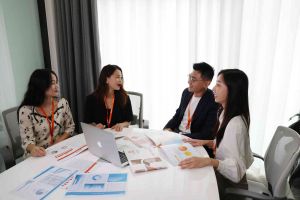 爲(wèi)什麽(me)服務行業更适合人力外包？